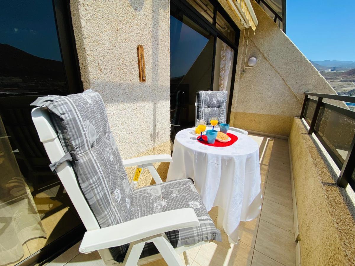 Royal Holiday Home Лос Кристианос Экстерьер фото