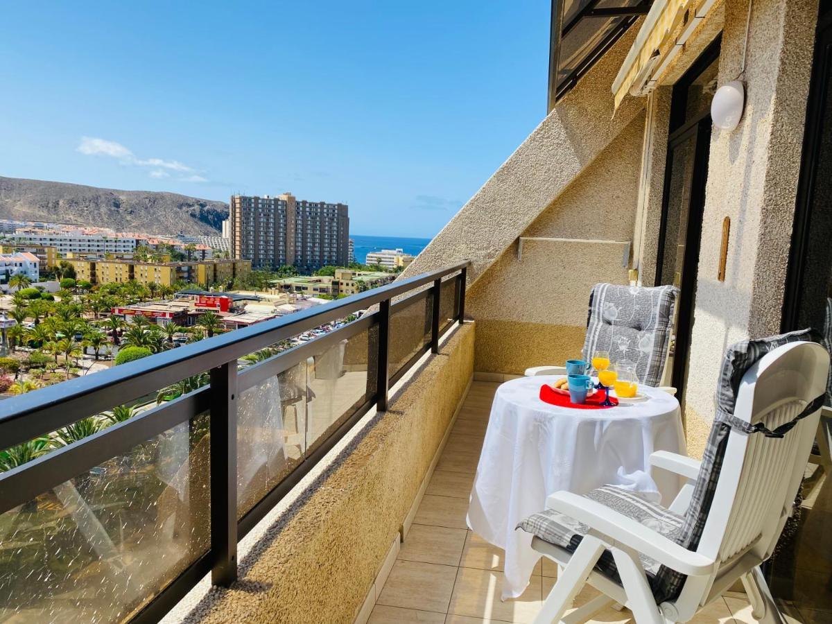 Royal Holiday Home Лос Кристианос Экстерьер фото
